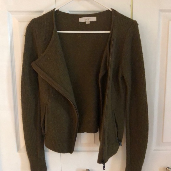 Ann Taylor Loft Sweater - Picture 4 of 4